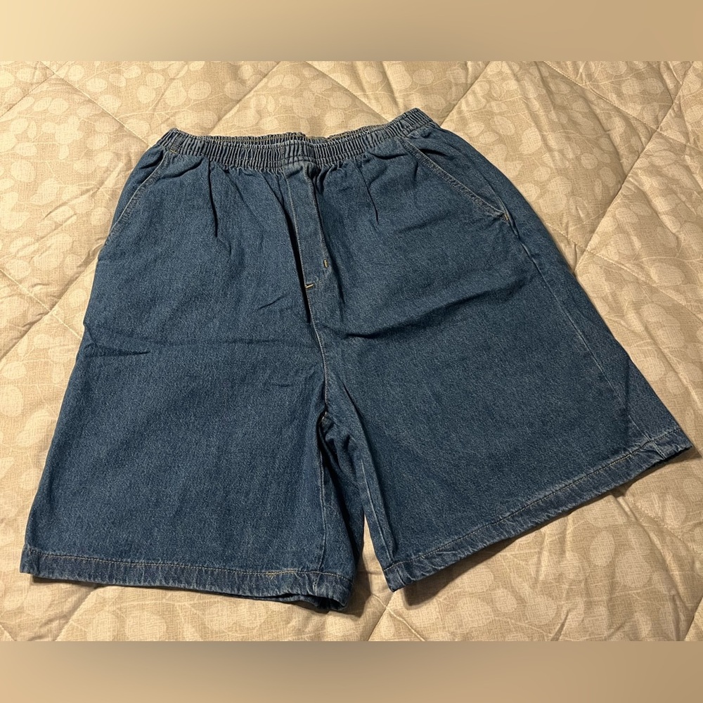 NEW! Women’s Cabin Creek 2 Pack of Denim Shorts Size 16W - Picture 2 of 5